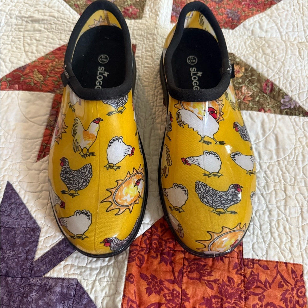 Sloggers Yellow Chicken Print Shoes